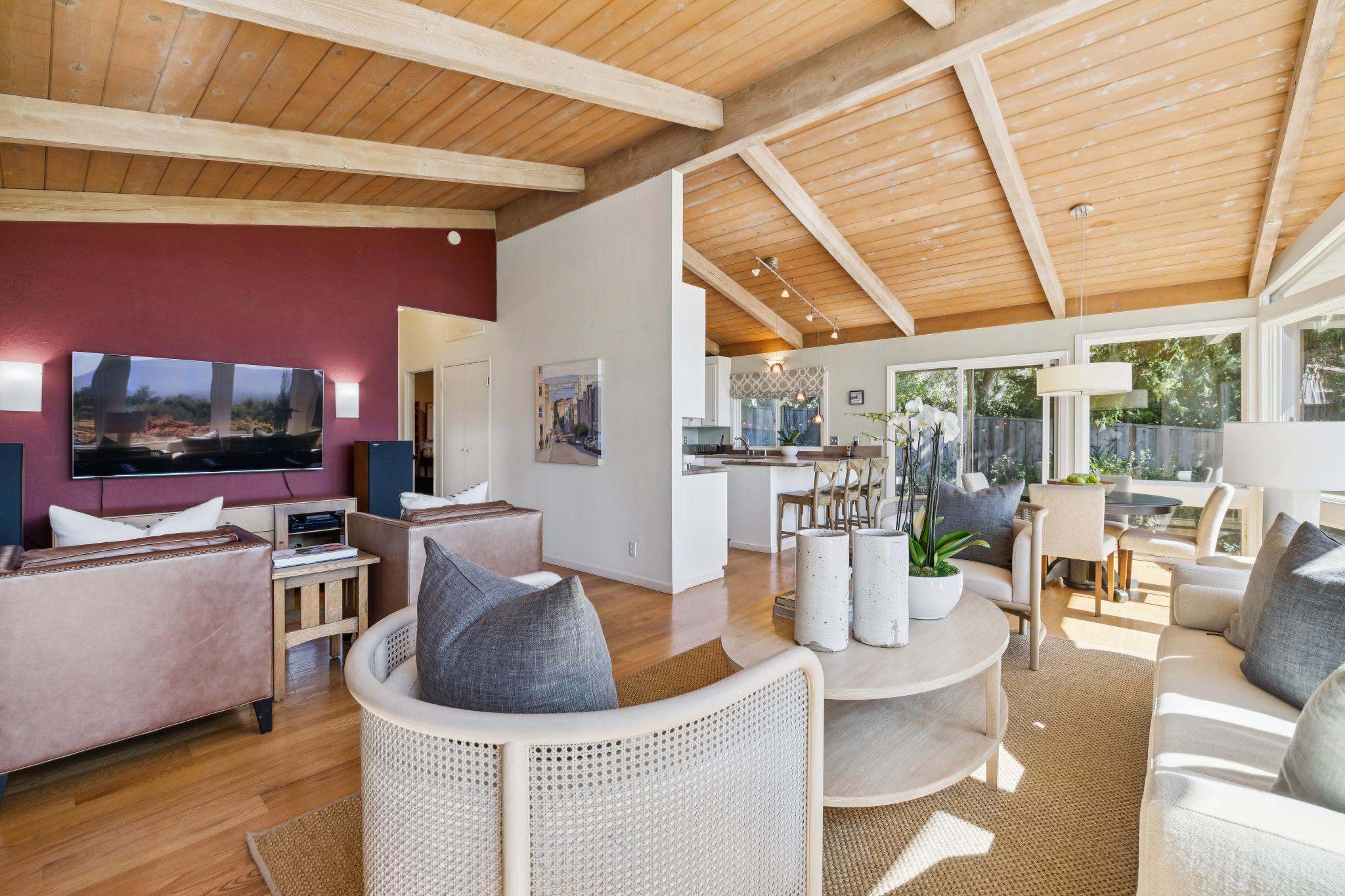 014_054-665-west-glen-way.88178.p2k.027