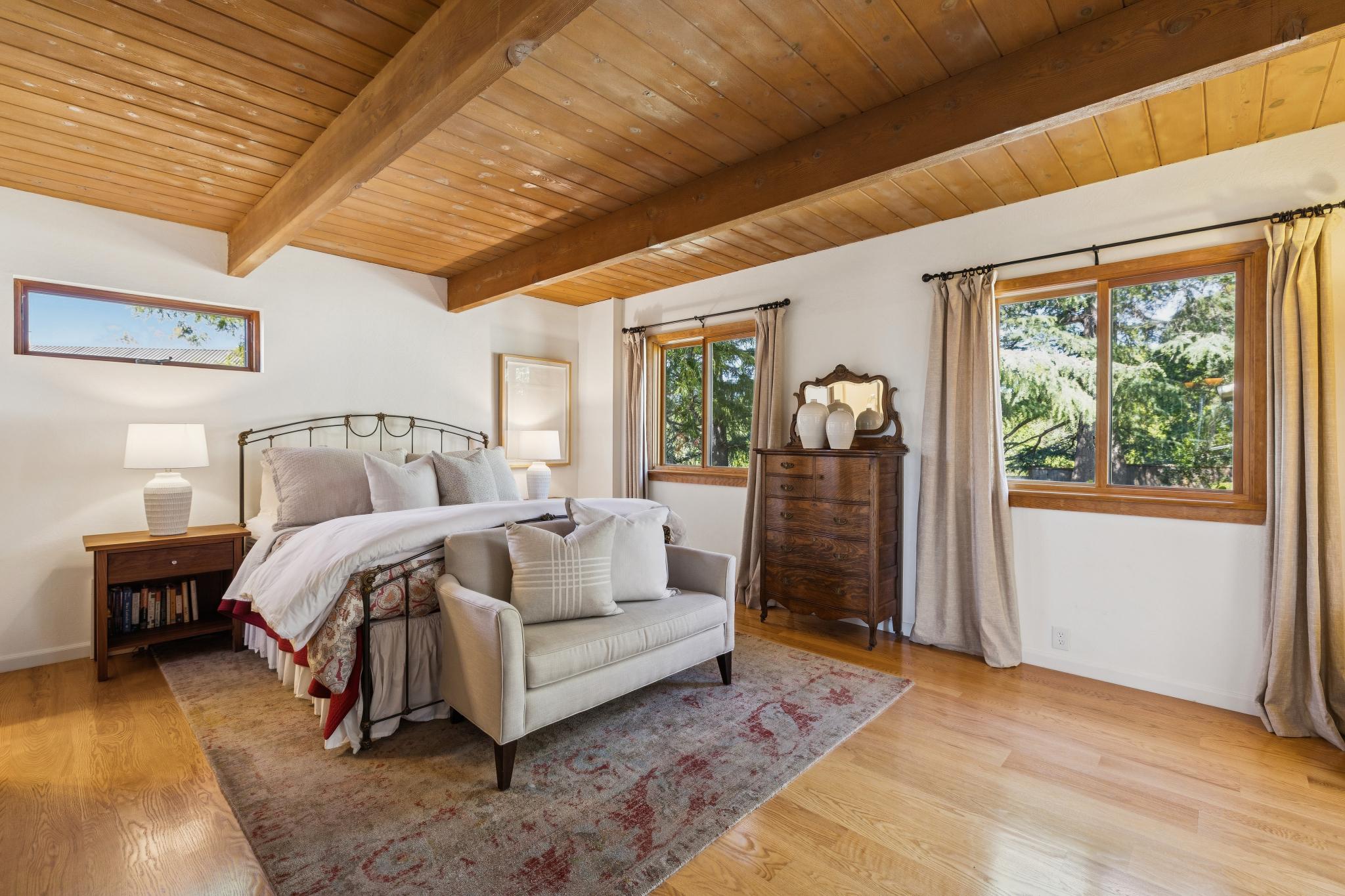 022_088-665-west-glen-way.88178.p2k.044