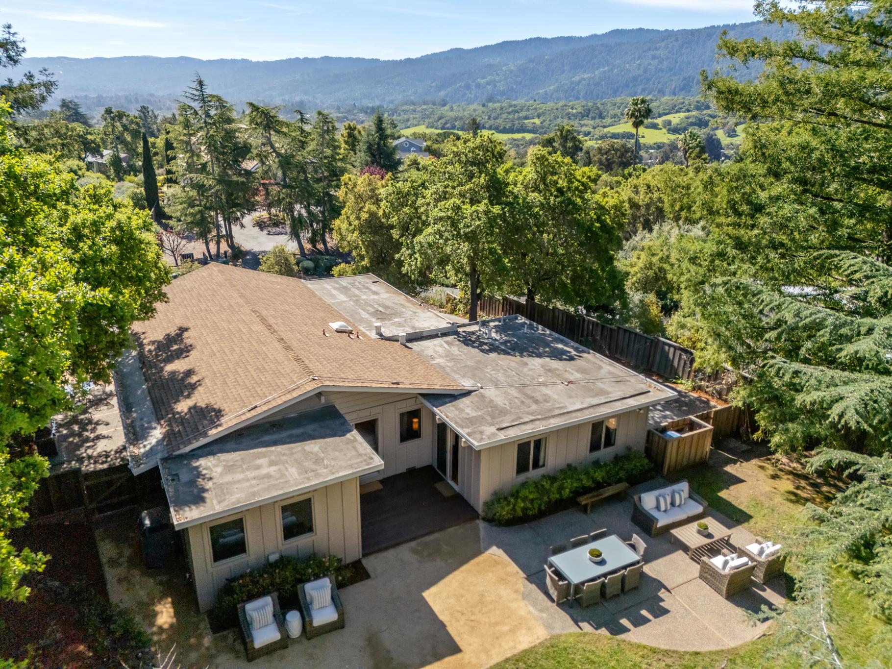 035_020-665-west-glen-way.88178.asl.008